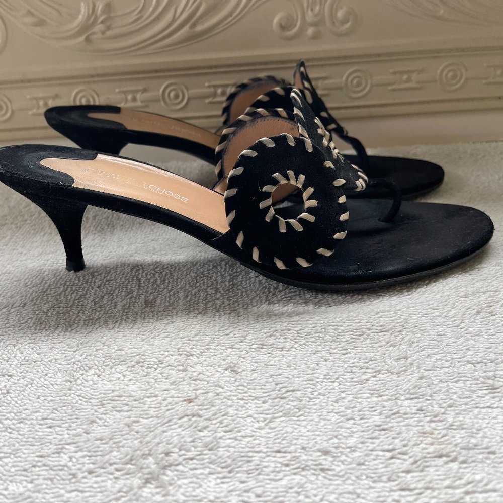 L'Autre Chose black suede Heels with nice circle cut outs, size 38.5